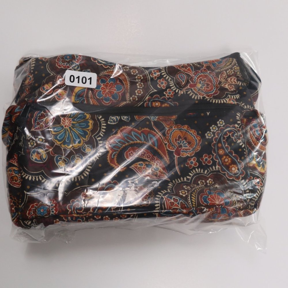 Vera Bradley Quilted Bag Adjustable strap, - Picture 10 of 10